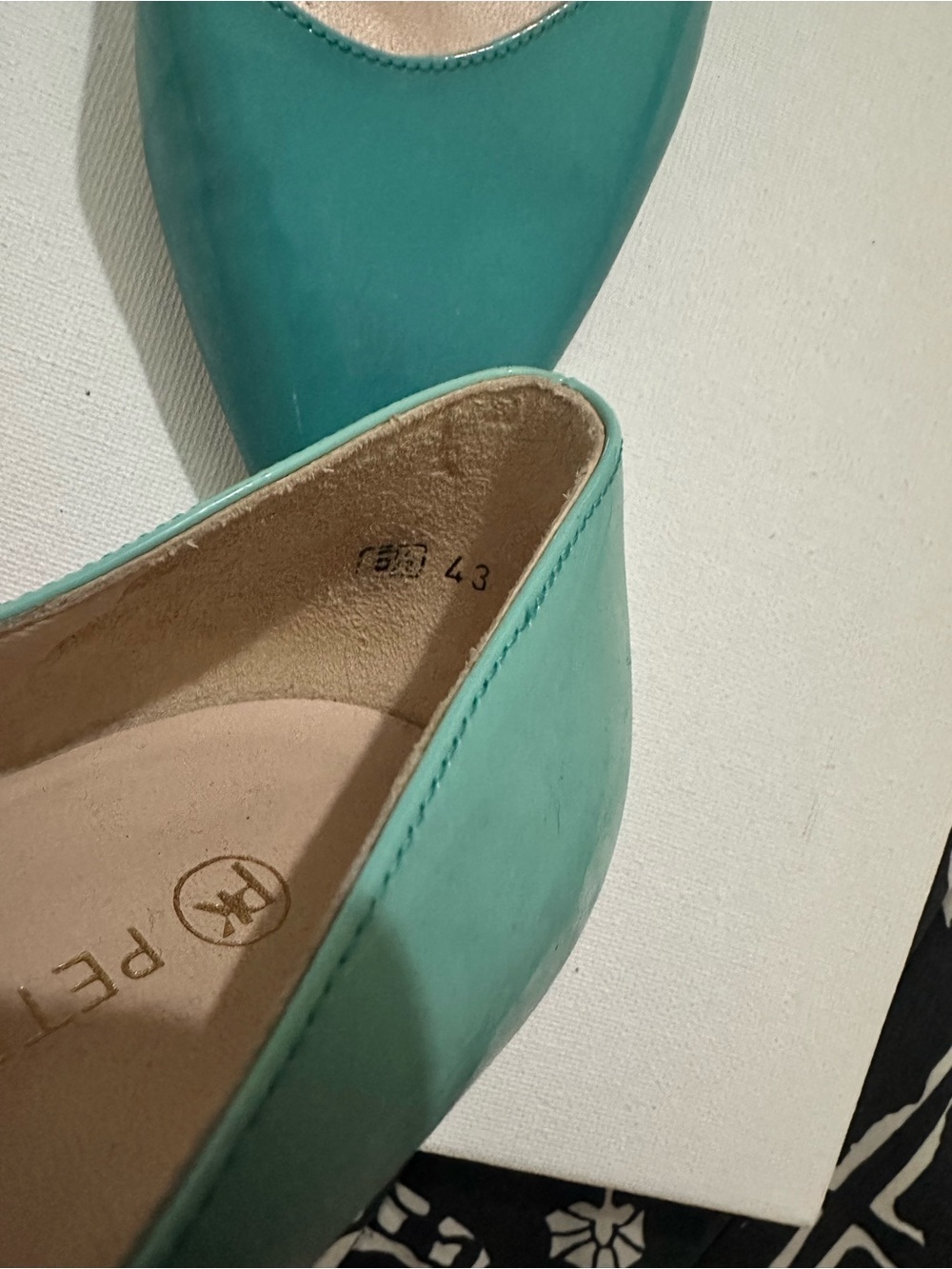 Peter Kaiser Teal Gradient Patent Pointed-Toe Pumps Party Formal Sz 8 US/5.5 UK - Picture 9 of 15